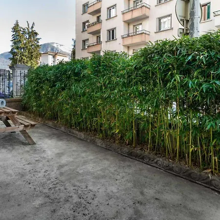 & - Proche Du D'annecy Apartment *
